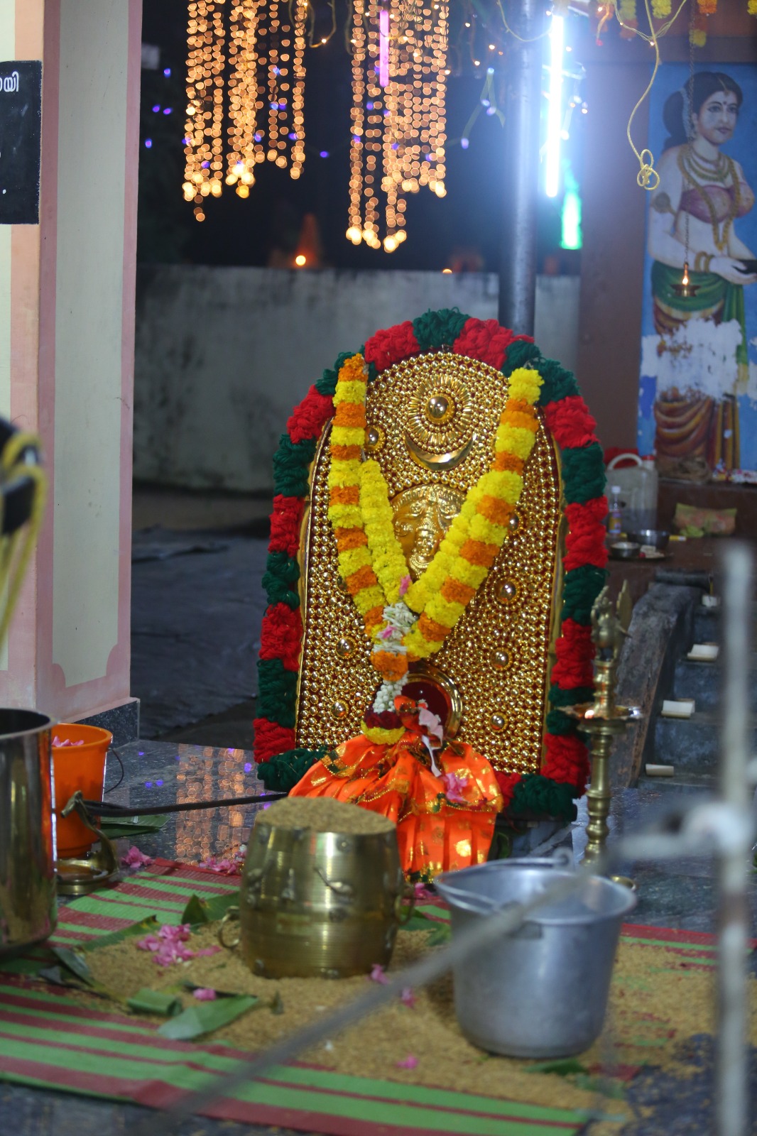 മകം തൊഴൽ - നിറപറ സമർപ്പണം